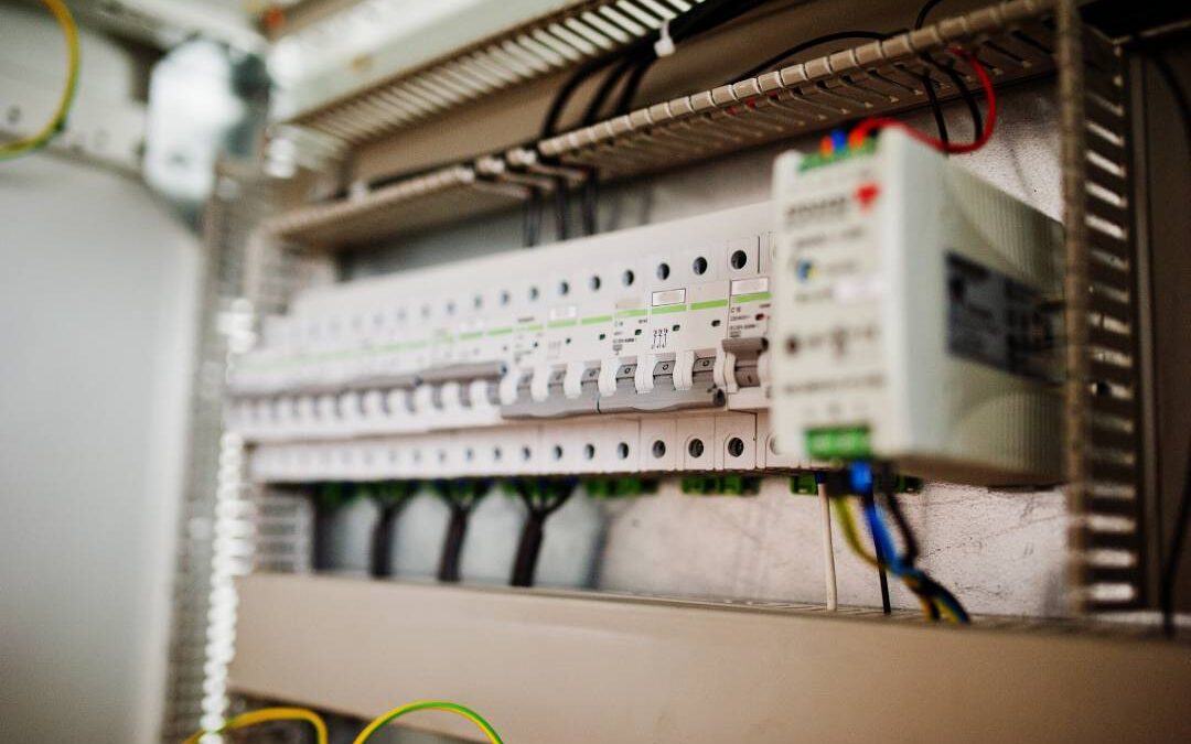 What to Do in an Electrical Emergency in Denver: Immediate Steps & Local Help